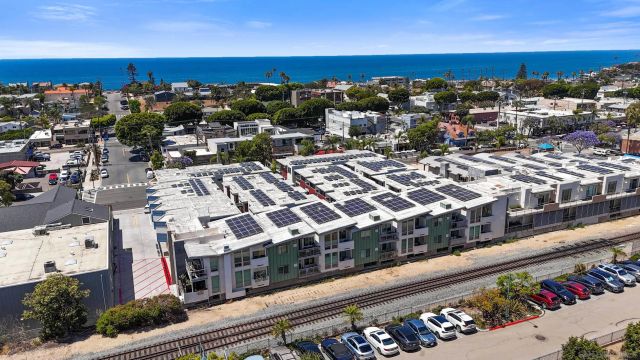 687 S Coast Hwy 101 219, Encinitas, CA 92024