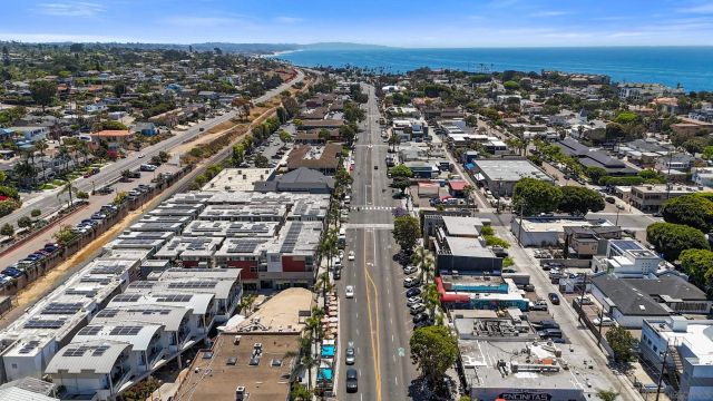 687 S Coast Hwy 101 219, Encinitas, CA 92024