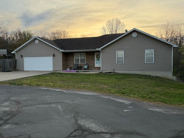 3000 Jennifer Place, West Plains, MO 65775