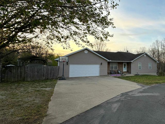 3000 Jennifer Place, West Plains, MO 65775