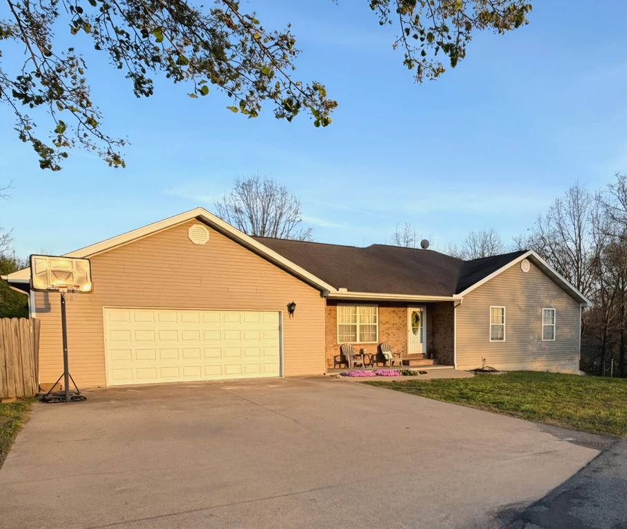 3000 Jennifer Place, West Plains, MO 65775