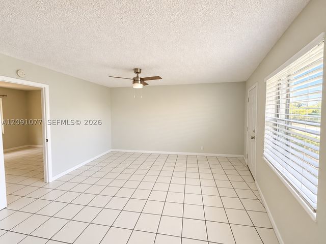 1610 NW N River Dr 206, Miami, FL 33125