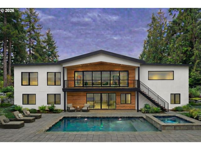 13248 S IRON MOUNTAIN Blvd, Portland, OR 97219