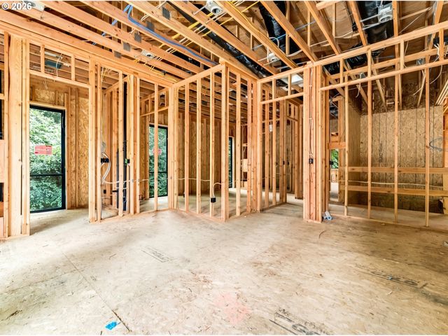 13248 S IRON MOUNTAIN Blvd, Portland, OR 97219