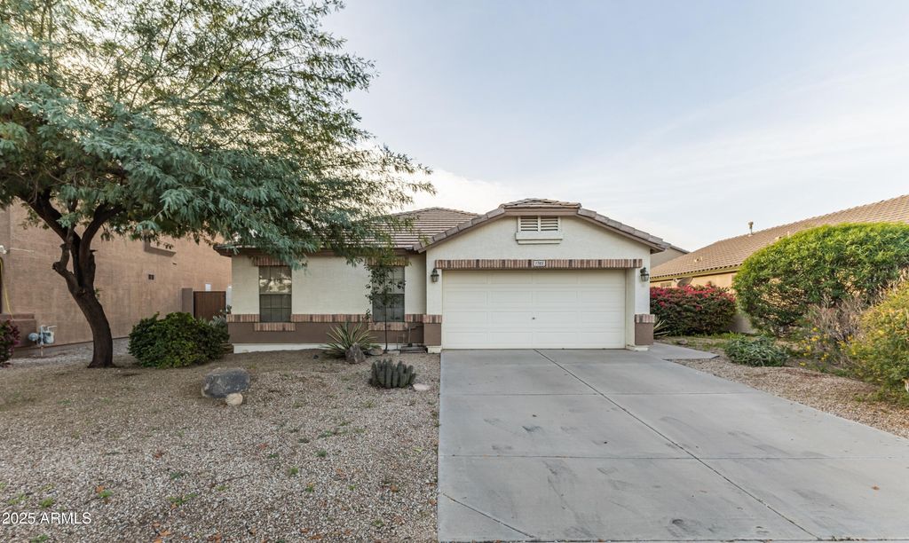 1765 E IVANHOE Street, Gilbert, AZ 85295