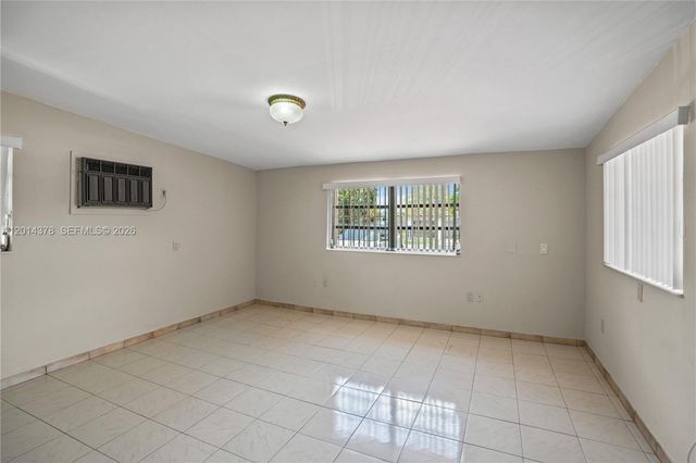 9930 SW 40th Ter, Miami, FL 33165