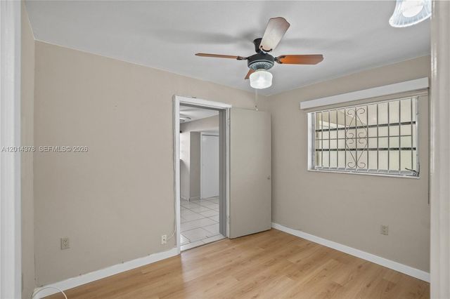 9930 SW 40th Ter, Miami, FL 33165