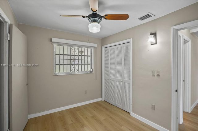 9930 SW 40th Ter, Miami, FL 33165