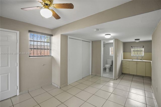9930 SW 40th Ter, Miami, FL 33165