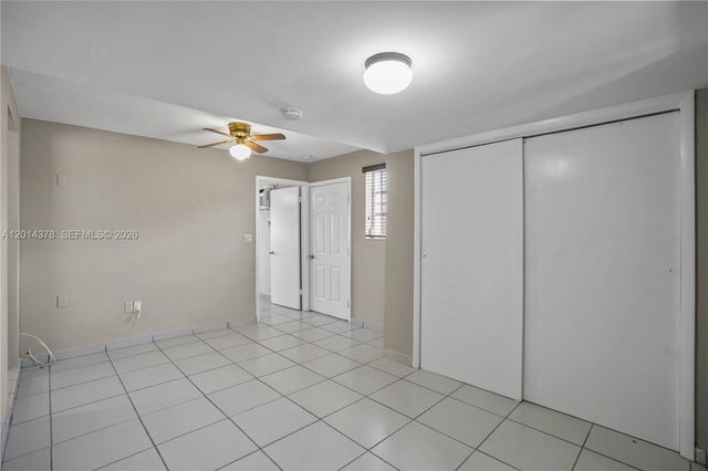 9930 SW 40th Ter, Miami, FL 33165