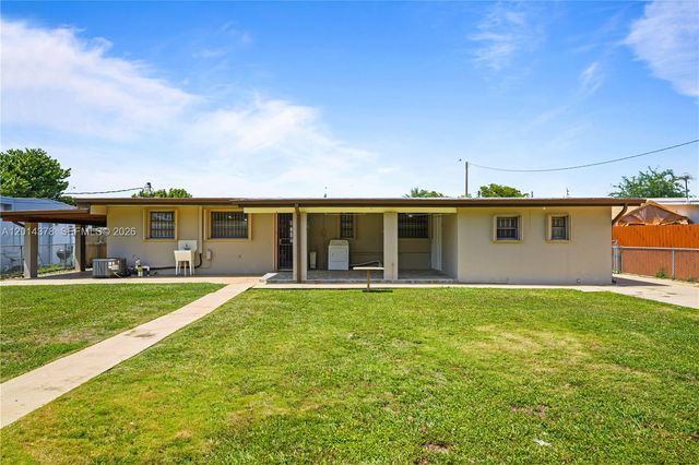 9930 SW 40th Ter, Miami, FL 33165