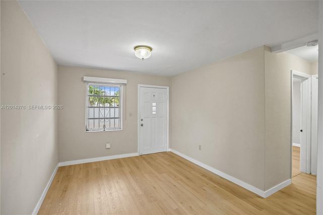 9930 SW 40th Ter, Miami, FL 33165