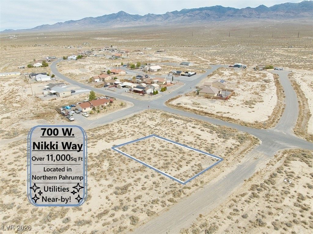 700 West Nikki Way, Pahrump, NV 89060