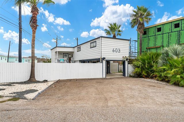 603 Island Retreat Road, Port Aransas, TX 78373