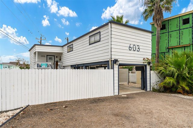 603 Island Retreat Road, Port Aransas, TX 78373