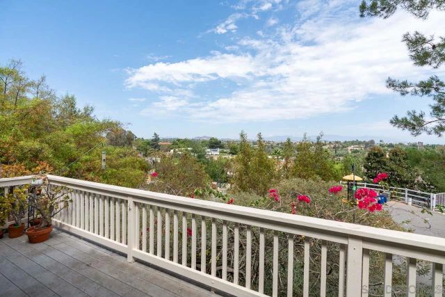 613 Carnation Lane, Fallbrook, CA 92028