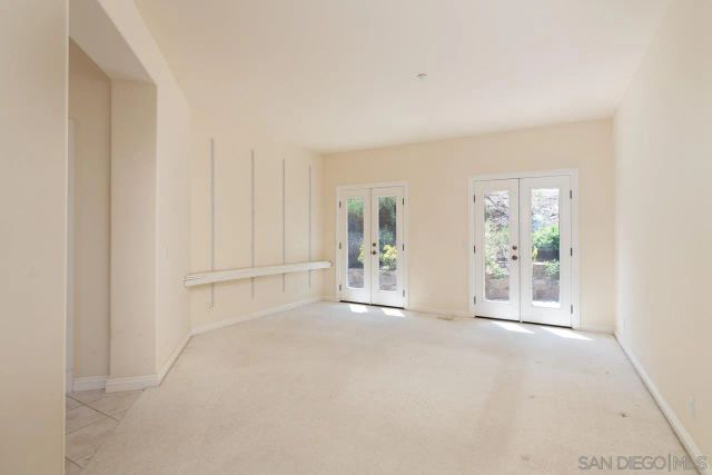 613 Carnation Lane, Fallbrook, CA 92028