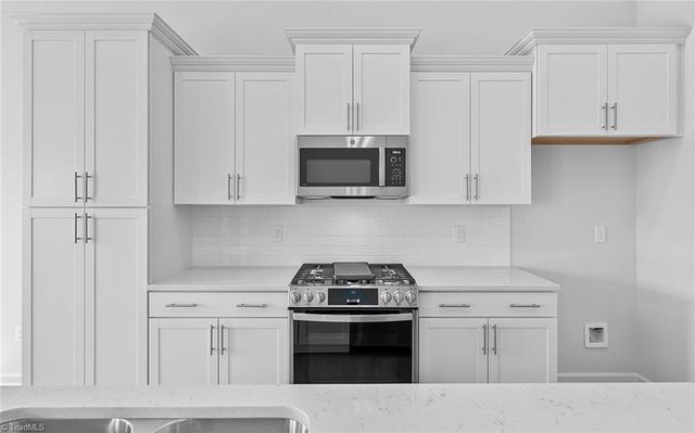 271 Morning Star Drive, Advance, NC 27006