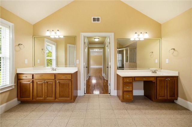4200 Donington Way, Hampton, GA 30228