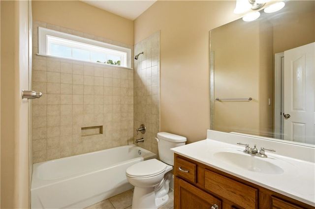 4200 Donington Way, Hampton, GA 30228