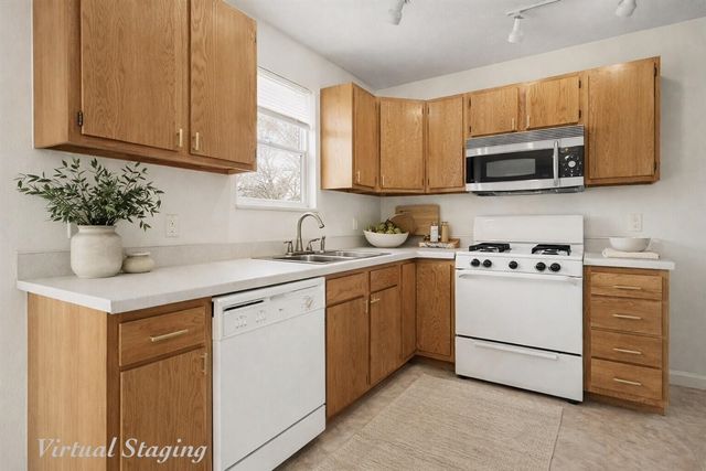 2271 Mccracken Street, Muskegon, MI 49441