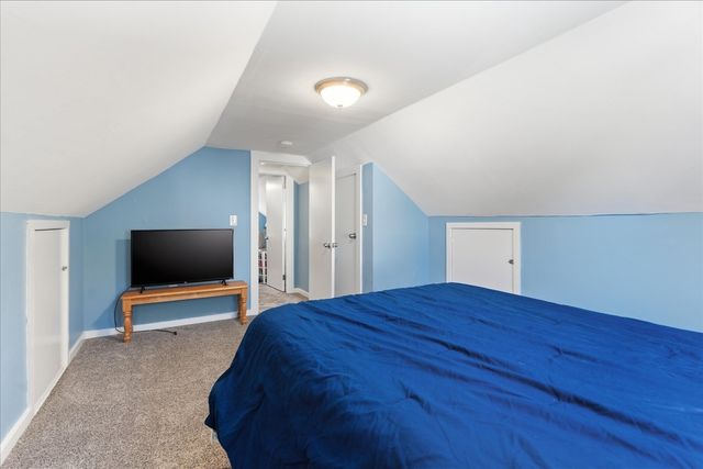 30 Calumet Ave., Worcester, MA 01606