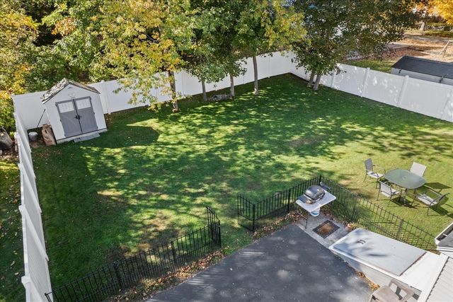 30 Calumet Ave., Worcester, MA 01606