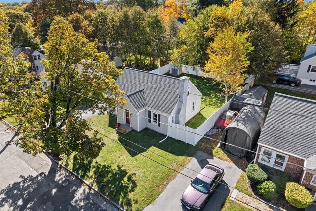 30 Calumet Ave., Worcester, MA 01606