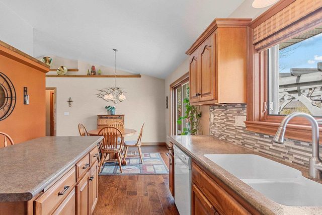 1955 SAGEBRUSH WAY, Green Bay, WI 54311