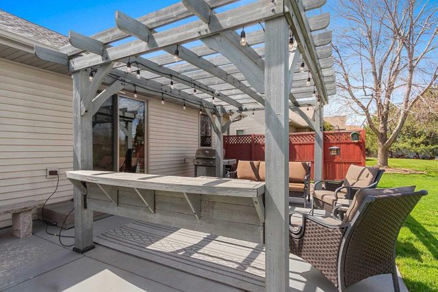 1955 SAGEBRUSH WAY, Green Bay, WI 54311