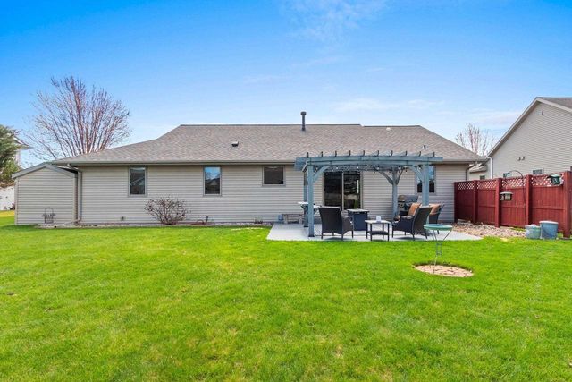 1955 SAGEBRUSH WAY, Green Bay, WI 54311