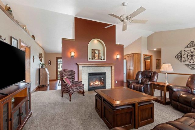 1955 SAGEBRUSH WAY, Green Bay, WI 54311