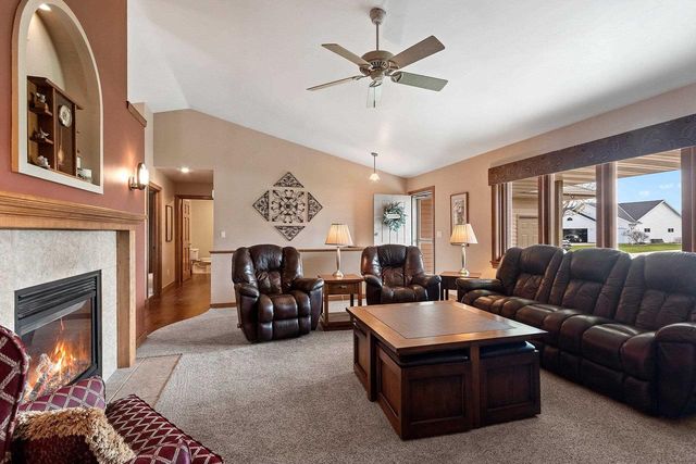 1955 SAGEBRUSH WAY, Green Bay, WI 54311