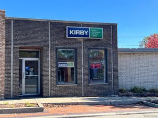 3143 S Wayne Road, Wayne, MI 48184