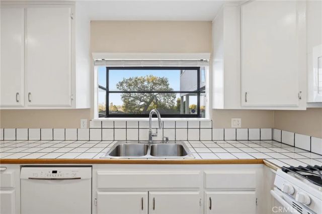 4070 Bluff Street, Torrance, CA 90505