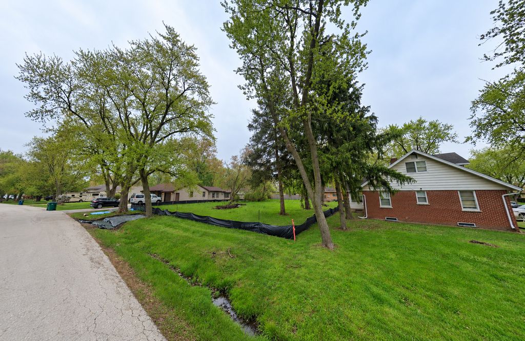 2526 Golfview Drive, Joliet, IL 60435 — photo 5
