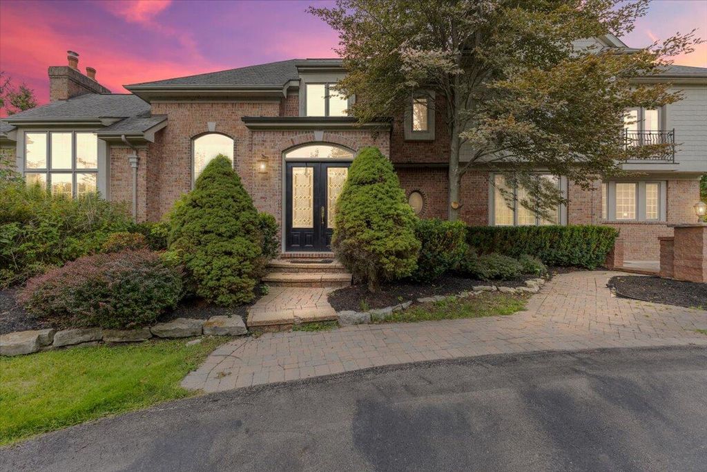 18401 Fox Hollow Court, Northville City, MI 48168