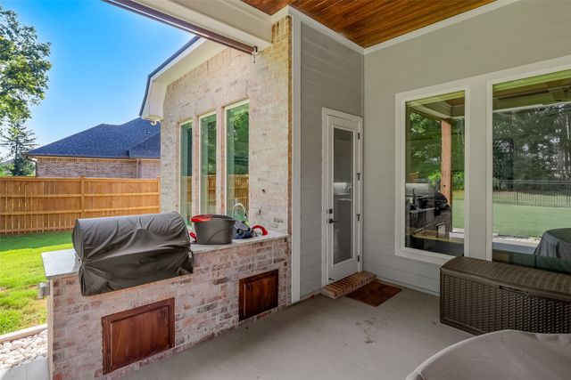 221 Conti Way, Bossier City, LA 71111