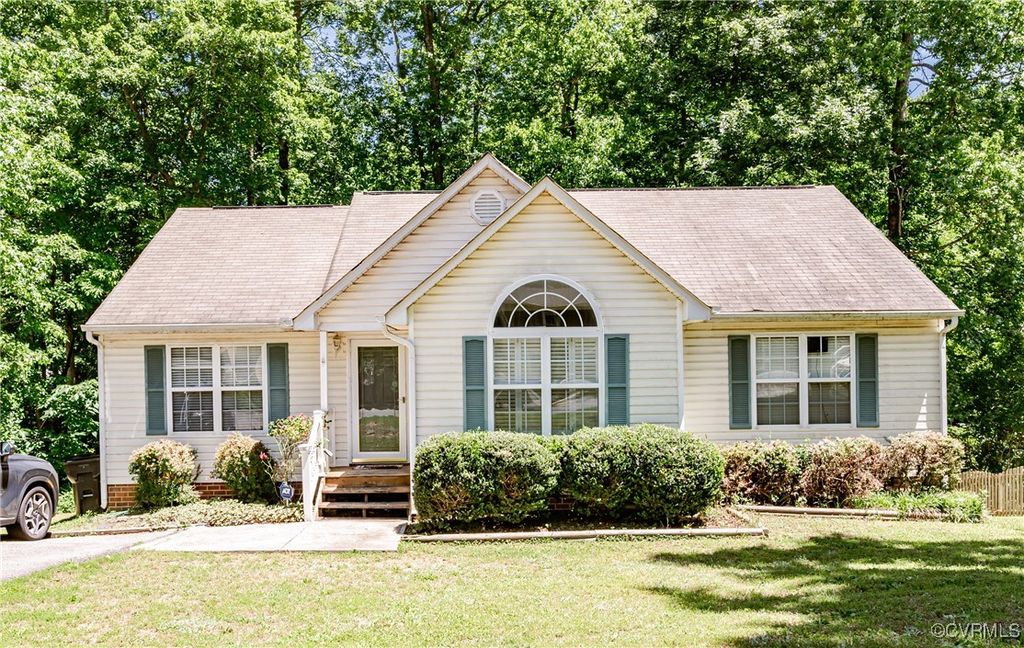 2707 Quisenberry St, Midlothian, VA 23112