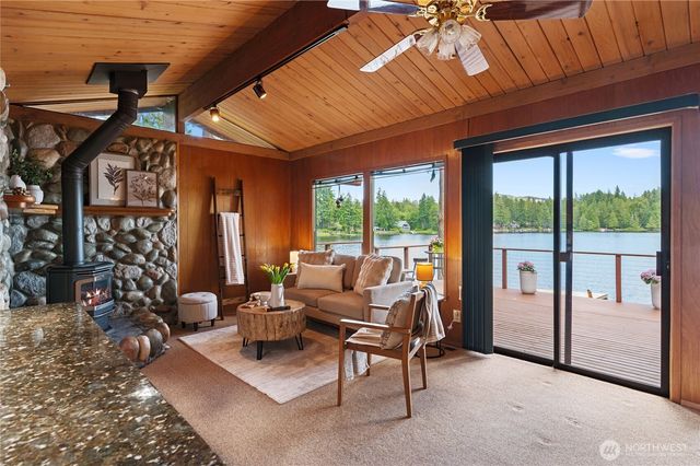 4694 Panther Lake Road W, Bremerton, WA 98312