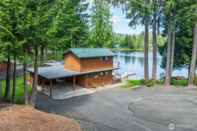 4694 Panther Lake Road W, Bremerton, WA 98312