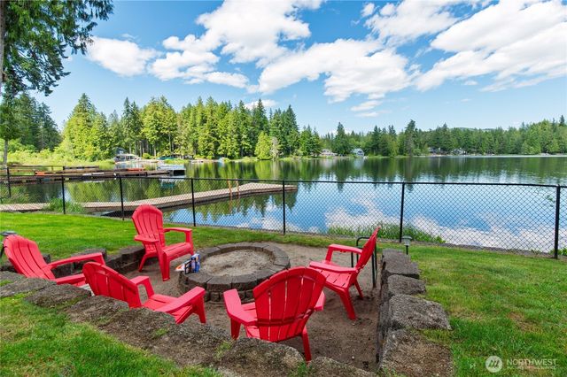 4694 Panther Lake Road W, Bremerton, WA 98312