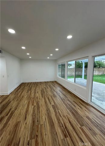 7715 E Camino Tampico, Anaheim, CA 92808