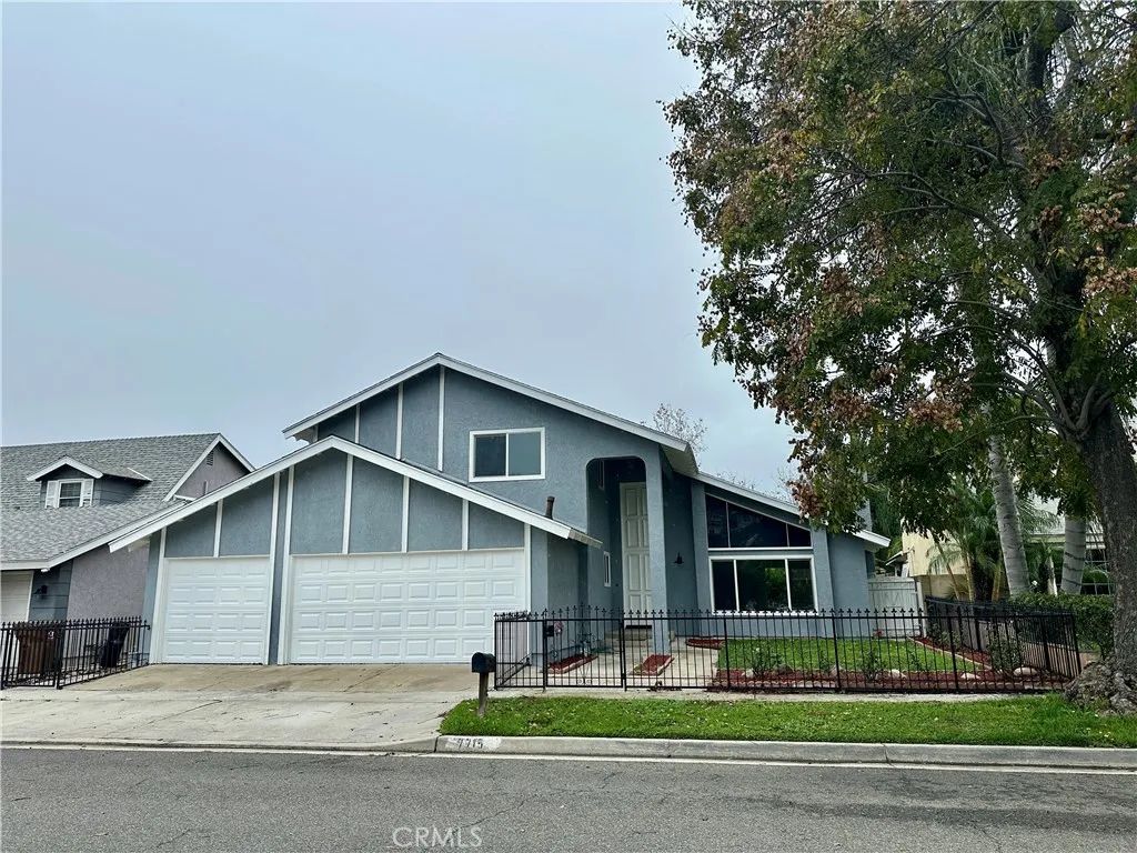 7715 E Camino Tampico, Anaheim, CA 92808