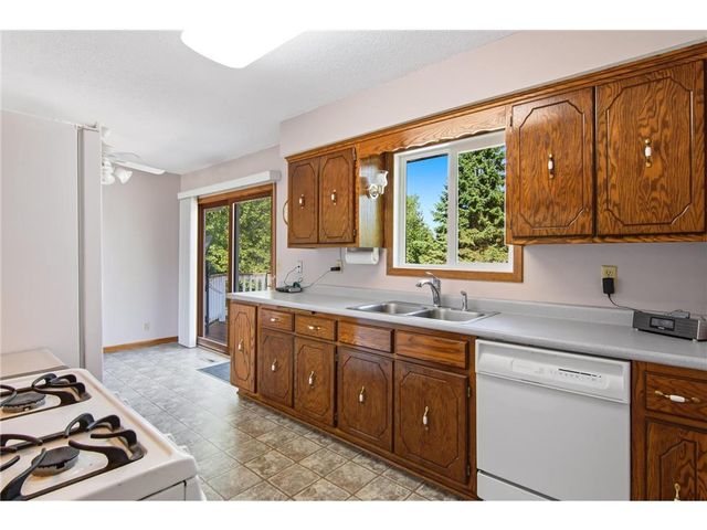 4061 99th Avenue, Blaine, MN 55014