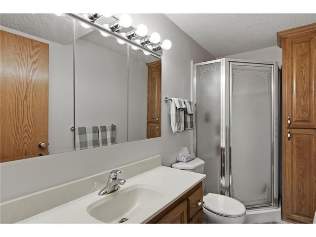 4061 99th Avenue, Blaine, MN 55014