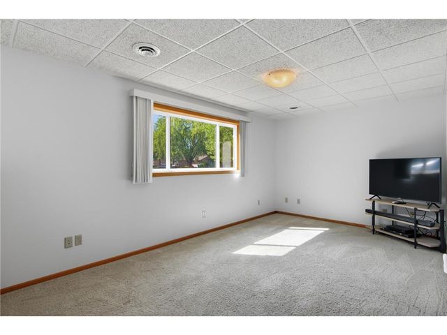 4061 99th Avenue, Blaine, MN 55014