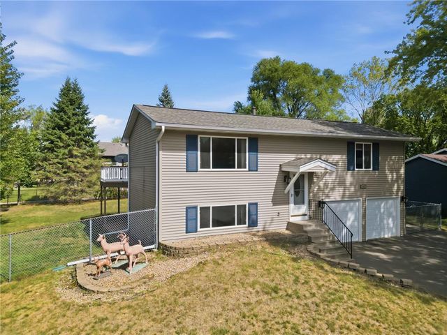 4061 99th Avenue, Blaine, MN 55014