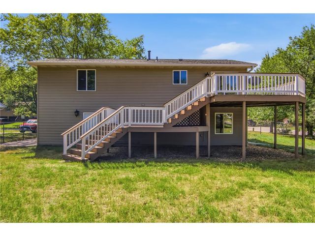 4061 99th Avenue, Blaine, MN 55014