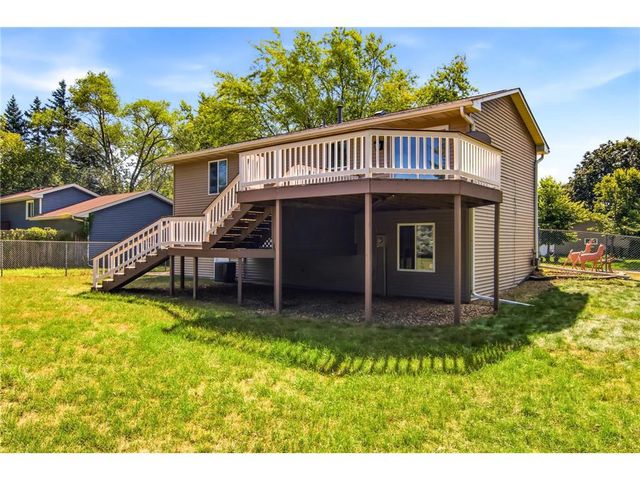 4061 99th Avenue, Blaine, MN 55014